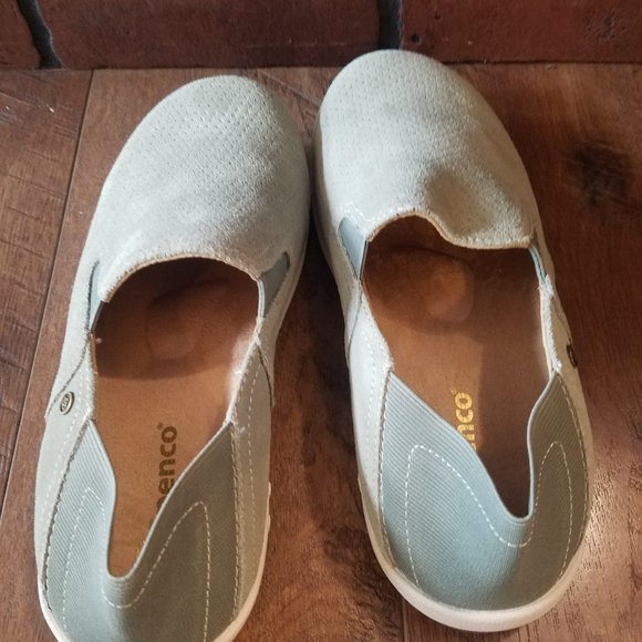 Spenco Sage Sterling Convertible Suede Slip-On Sneaker - Women, Size: US 9.5 W - Picture 2 of 5